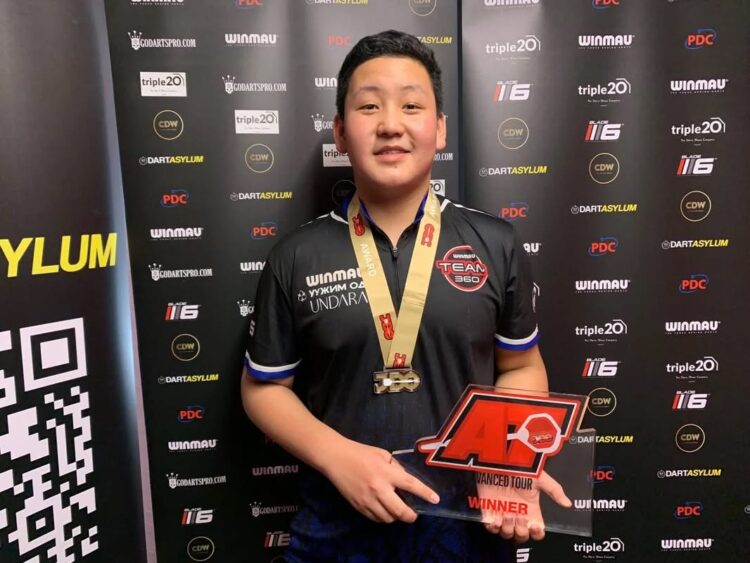 Х.Тэргэл дартсын дэлхийн чансааг тэргүүлсэн Ази тивийн анхны тоглогч боллоо