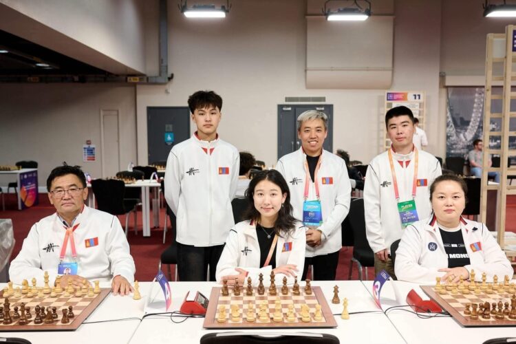 ДЭЛХИЙН АВАРГА БОЛЛОО