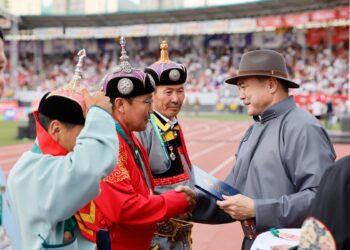 Үндэсний сурын харвааны шилдэг харваачдыг алдаршууллаа