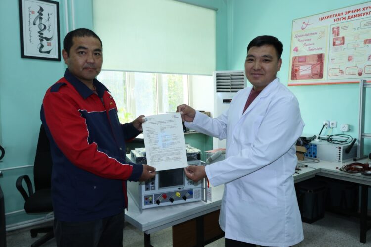 ОЛОН УЛСЫН ШААРДЛАГАД НИЙЦСЭН ХЭМЖИЛ ЗҮЙН ЭТАЛОН ТӨХӨӨРӨМЖИЙГ АЙМГУУДАД НЭВТРҮҮЛЛЭЭ