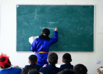 ЕБС болон цэцэрлэгт 4400 гаруй багш, ажилтны сул орон тоо байна