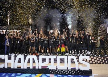 Германы сагсанбөмбөгчид Европын хошой аварга боллоо