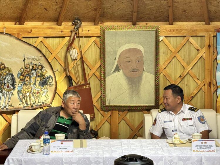 ӨМНӨД БҮСИЙН ОНЦГОЙ БАЙДЛЫН БАЙГУУЛЛАГААС АХМАД АЖИЛТНУУДЫН ТУРШЛАГА, ЗАЛУУ ҮЕИЙН ЭРЧ ХҮЧИЙГ ХОЛБОСОН “ӨГЛӨӨНИЙ ТҮҮХИЙН ГҮҮР” АРГА ХЭМЖЭЭГ ЗОХИОН БАЙГУУЛЛАА