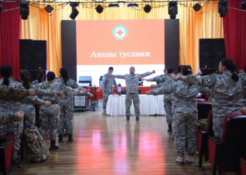 ГАМШГААС ХАМГААЛАХ КОМАНД ШТАБЫН СУРГУУЛИЙГ БАЯН-ОВОО СУМАНД ЗОХИОН БАЙГУУЛЖ БАЙНА