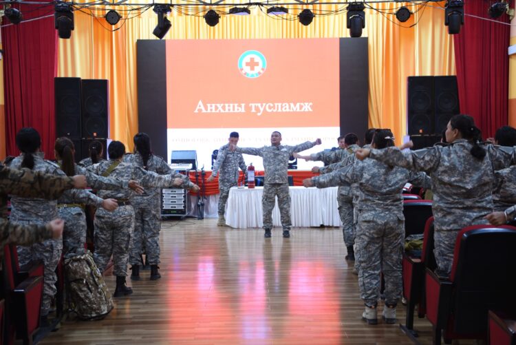ГАМШГААС ХАМГААЛАХ КОМАНД ШТАБЫН СУРГУУЛИЙГ БАЯН-ОВОО СУМАНД ЗОХИОН БАЙГУУЛЖ БАЙНА